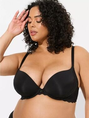 XO Plunge Push-Up Bra